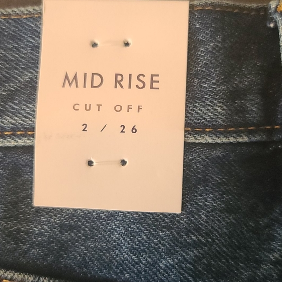 Lucky Brand-Midrise Cutoff jeans - Picture 3 of 4